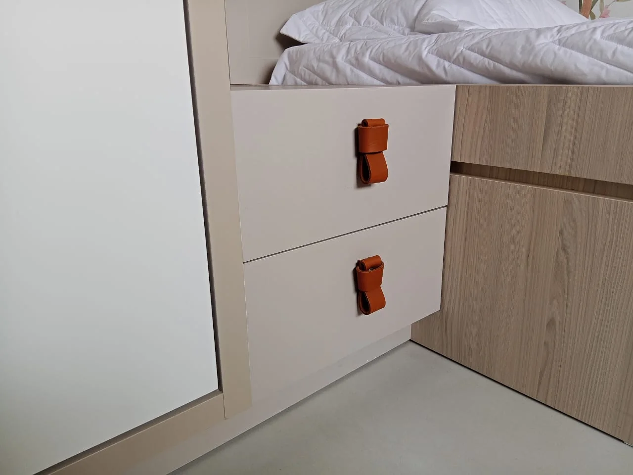 Detalhe de acabamento em móvel planejado